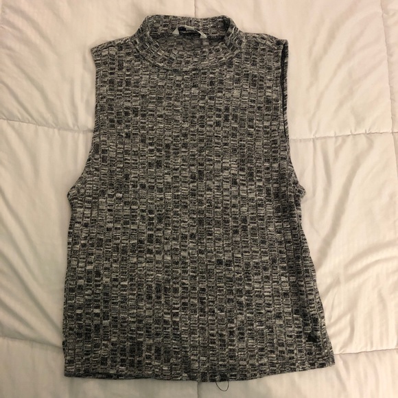 AMERICAN EAGLE GRAY SWEATER TANK TOP - Picture 1 of 3